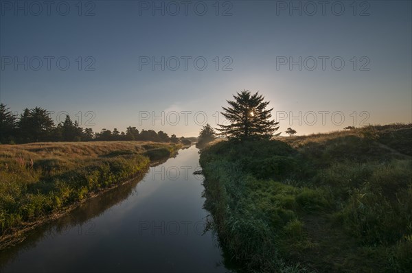 Early morning mood at the river of Henne Molle A