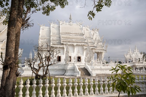 Wat Rong Khun temple or The White Wat