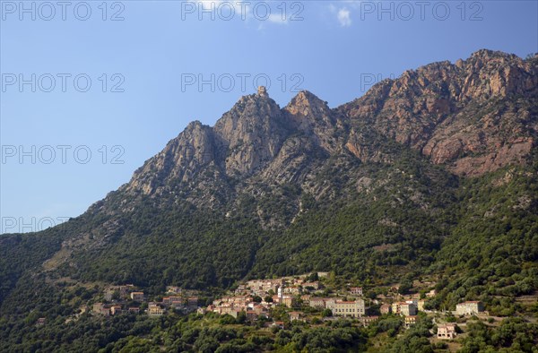 The small village of Ota in the mountains of Corsica