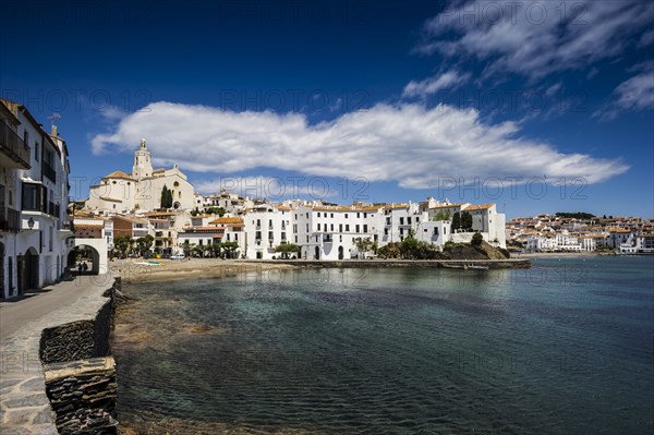 Town with whitewashed houses on the sea