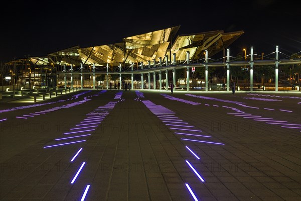 Light installation and new roof of the metro station at Placa de les Glories Catalanes Square