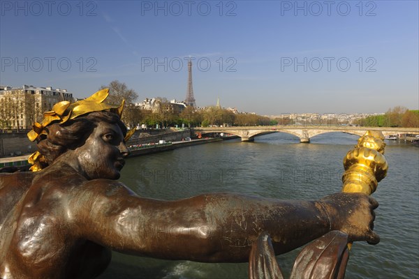 Statue on the Pont Alexandre III.