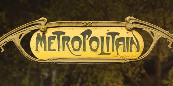 Entrance sign to the Metro