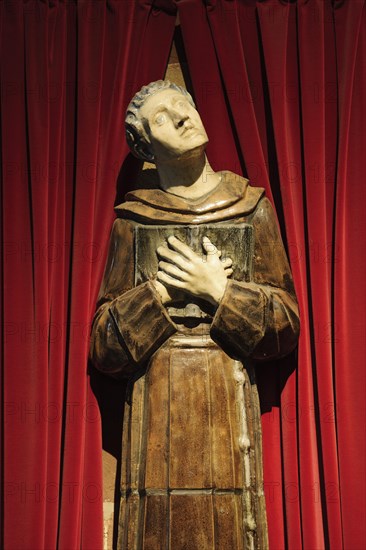 Statue of St. Antoine