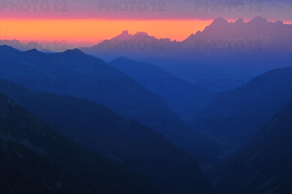 View of the Bischofsmutzen peaks