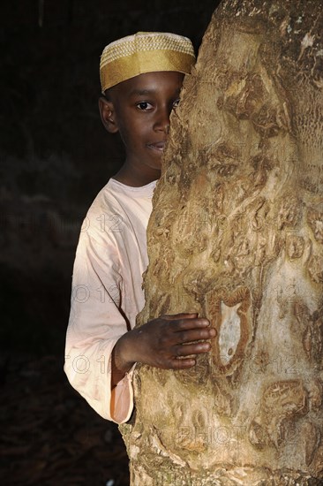 Boy from the village of Idool