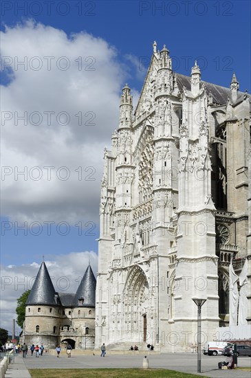 Saint Pierre Cathedral