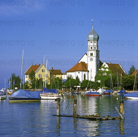 Castle and parish church of St. George