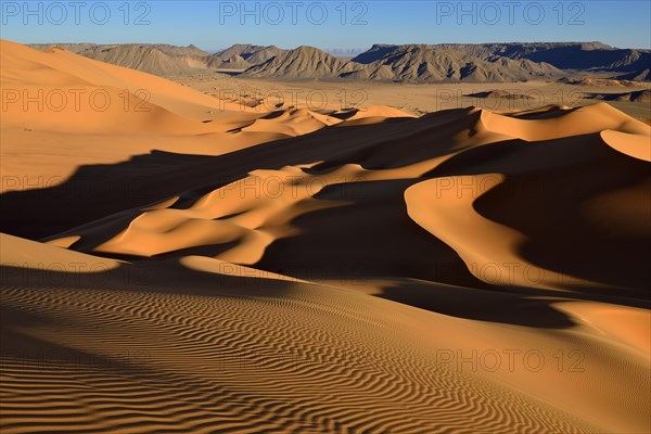 Sand dunes of Erg Mehejibad