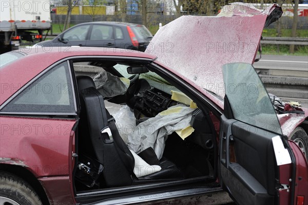 Fatal road traffic accident caused by a wrong-way driver on the A 81 motorway