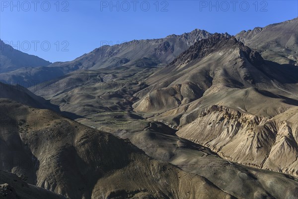 Barren landscape at an altitude of 4.000 m