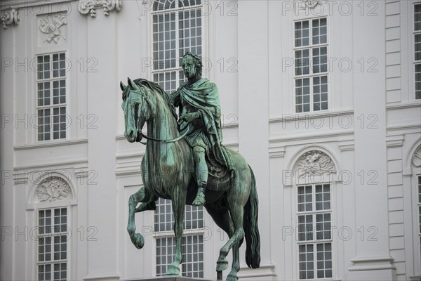 Equestrian statue in the courtyard of the Spanish Riding School