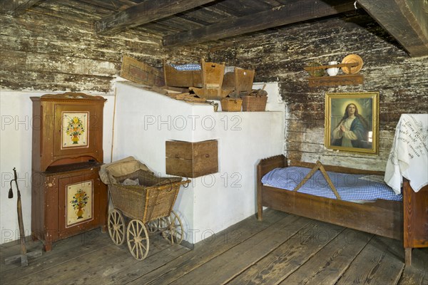 Farmhouse bedroom