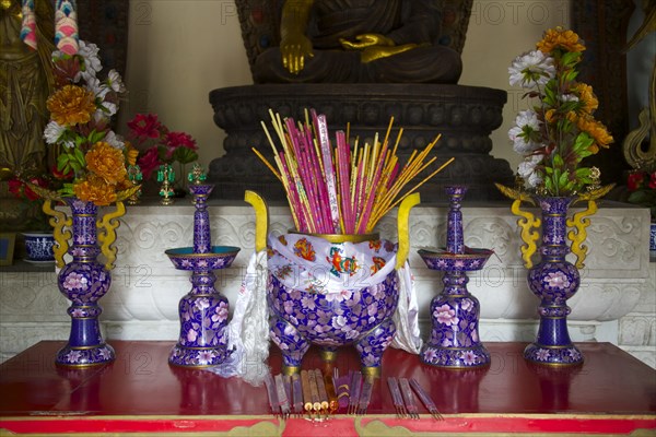 Sacrificial incense sticks