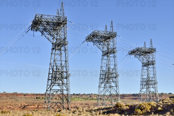 Metal masts for power lines