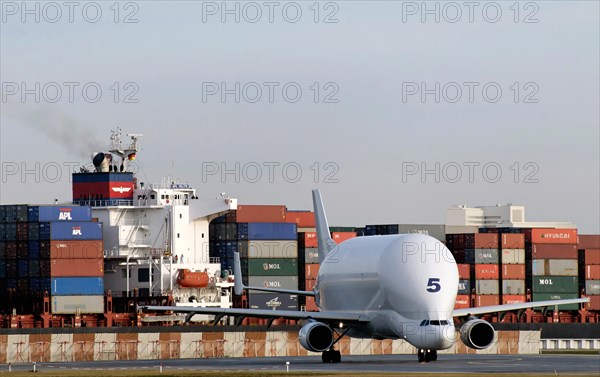 Transport aircraft Airbus A300-600ST Super Transporter