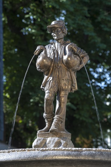 Figgure on Gaensemaennchenbrunnen or The Goose Man's Fountain