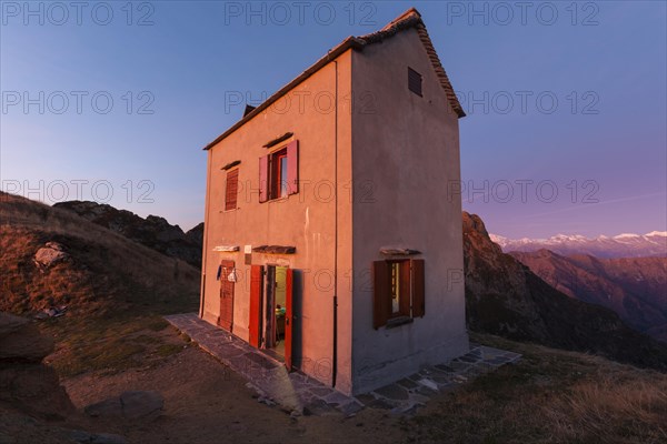 Bivacco Bocchetta di Campo mountain hut in the morning light