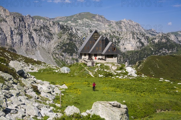 Rifugio Garelli mountain hut