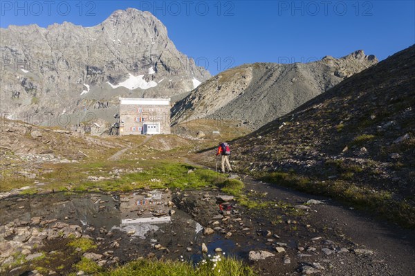 Hikers at the Rifugio Gastaldi refuge