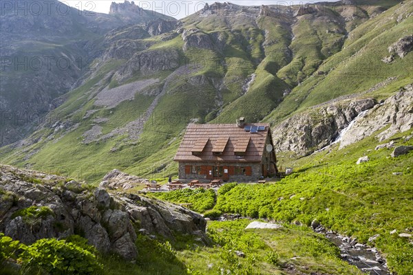 Refuge de Vens mountain hut