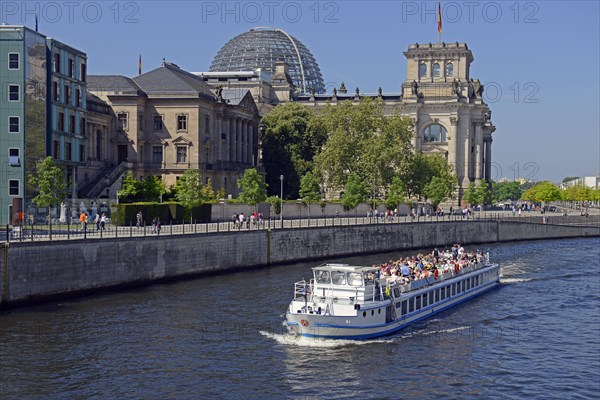 Passenger boat on the Spree River in the Government District