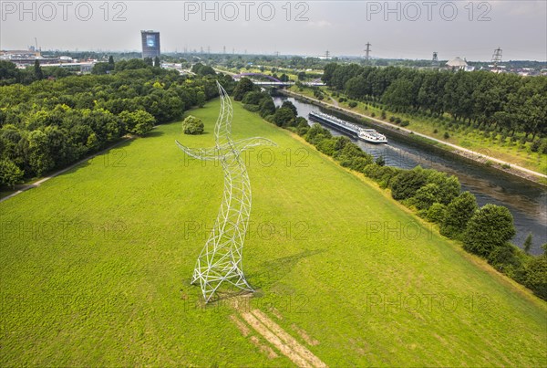 Dancing high voltage transmission tower