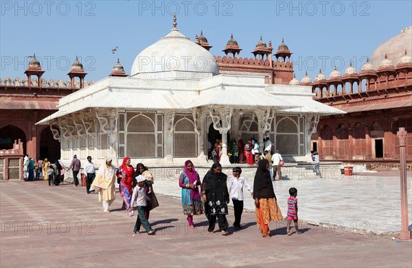 Grave of Shaikh Alauddin Chisti