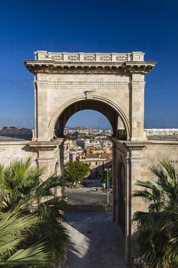 Triumphal arch of the Bastion of Saint Remy