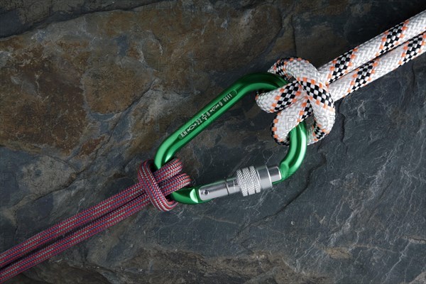 Carabiner with safety rope