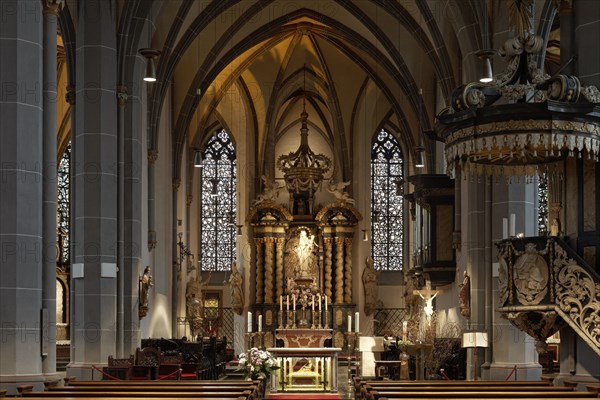 Baroque high altar and pulpit