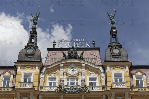 Figurative decoration and a clock