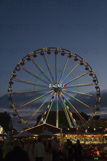 Ferris wheel at dusk