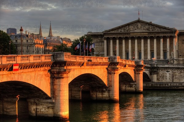 Pont de la Concorde bridge