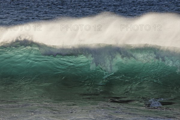 Ocean wave