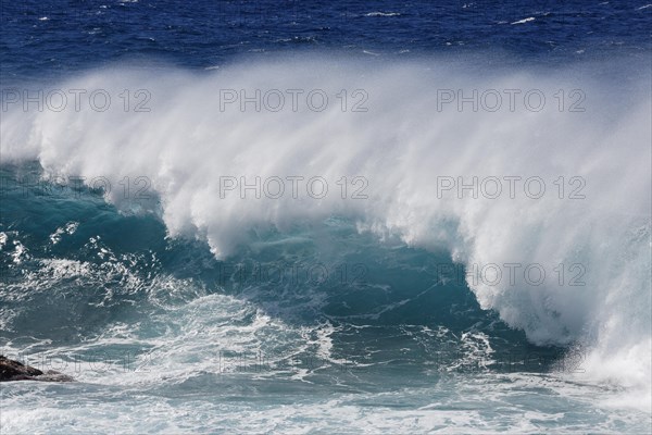 Ocean wave