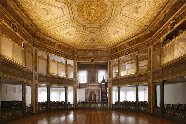 Octagonal dance hall