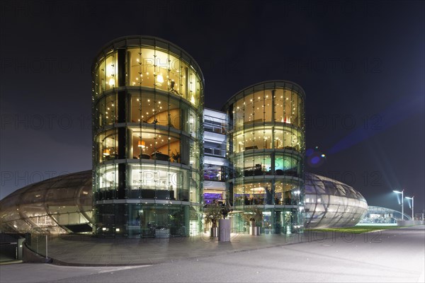 Hangar-7 with the Ikarus Restaurant and bars at the airport