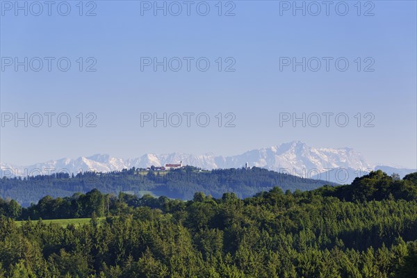 Hoher Peissenberg in front of the Wetterstein Mountains with Zugspitze Mountain
