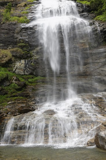 Melnikfall waterfall