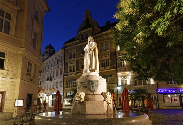 Monument to the city founder Bernard von Spanheim