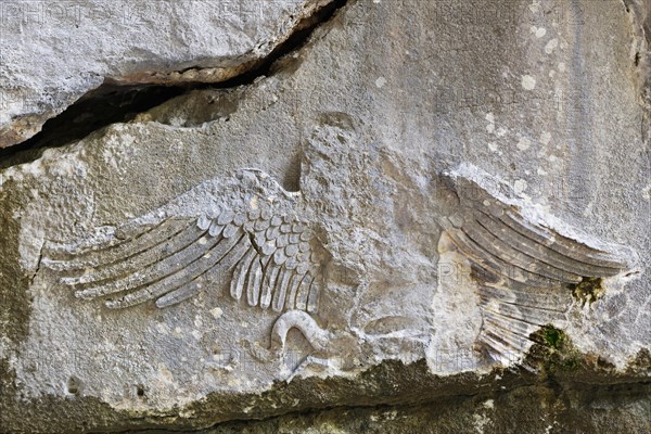 Eagle relief on the grave of Alcetas