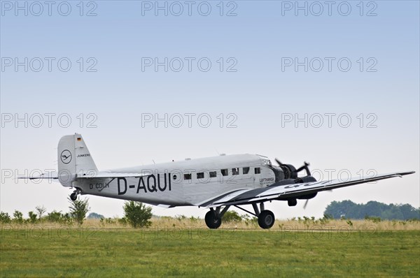 Junkers JU 52