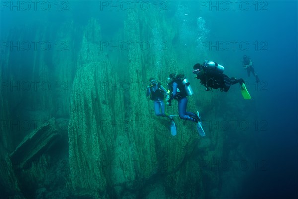 Scuba divers in Barracuda Lake