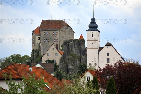 Burg Hiltpoltstein Castle with the church of St. John