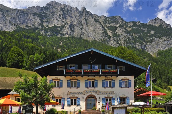 Alpenhof guesthouse in front of Mt Reiter Alpe