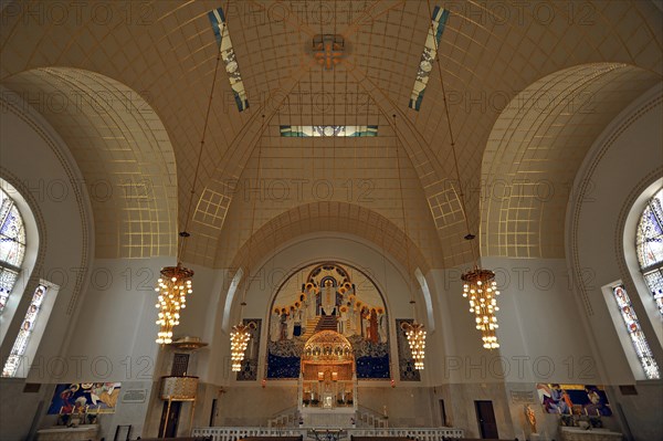 Chancel with dome of the Church of St. Leopold at Steinhof