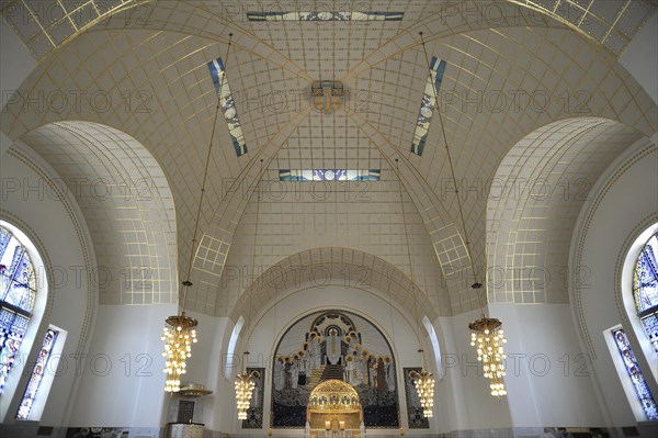 Chancel with dome of the Church of St. Leopold at Steinhof