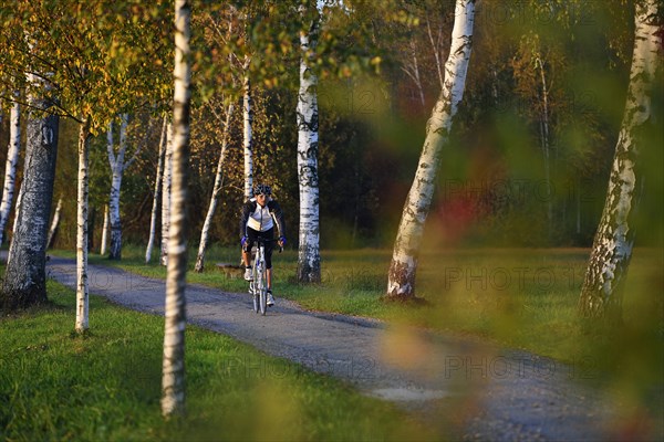 Racing cyclist