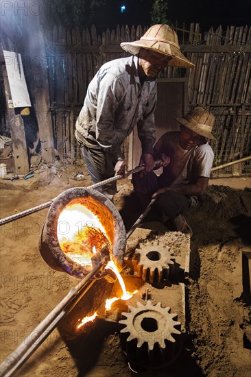 Workers in a foundry